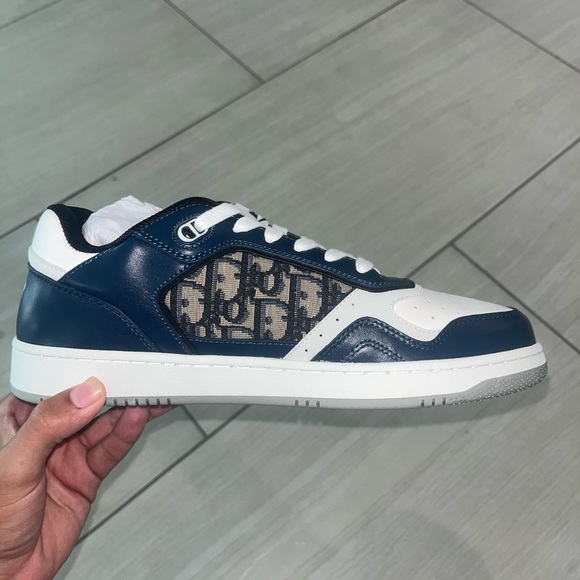 DIOR B27 LOW TOP SNEAKERS - Picture 2 of 14